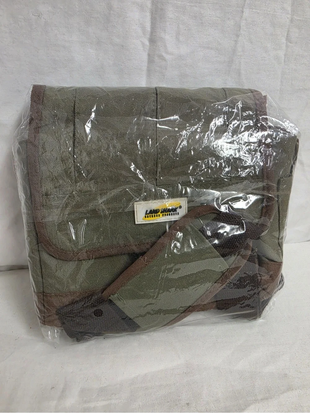 Land Shark Outdoor Products Canvas 6-Pack Carrier Bag Olive Green Brown NWT